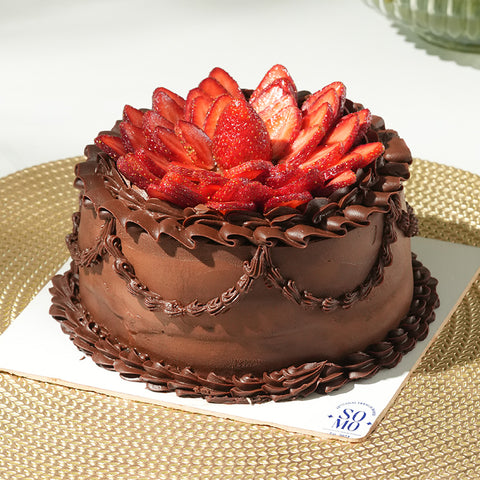 LP1_Strawberry cake (1).jpg__PID:df9b2e3c-b4e8-4159-8c34-048f7e3690fd